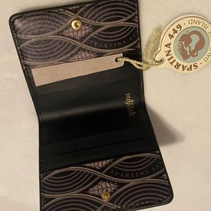 Spartina pearl diver card holder.